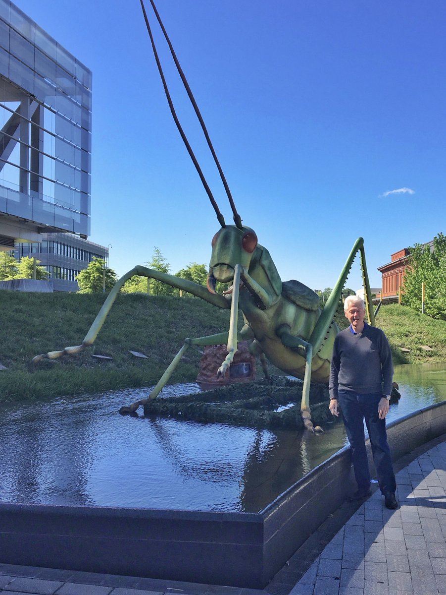 BillClinton's tweet image. BREAKING: We just learned that the @ClintonCenter has been bugged.