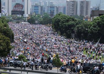 AlejandroSanz's tweet image. Estamos con Venezuela #VenezuelaLibre bit.ly/porvenezuela