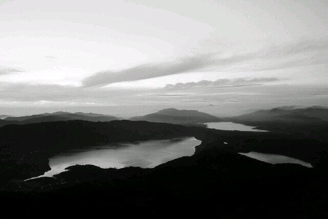 Tuhan hanyalah membukakan pintu rejeki. Kita harus menyongsongnya dg gunakan akal, kerja keras, dan penuh syukur. #Solok #WestSumatera