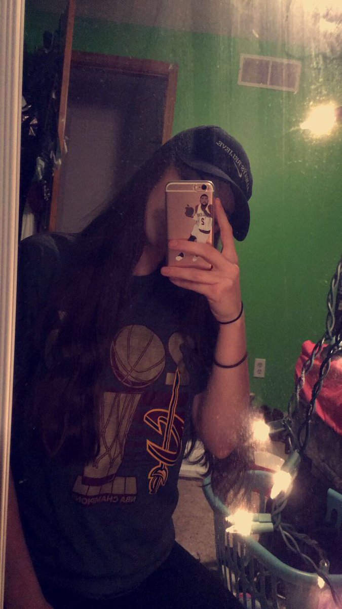 just got my <a href="/Case_Topia/">Case Topia</a> case!! i'm in love with it ! go get yours now !!