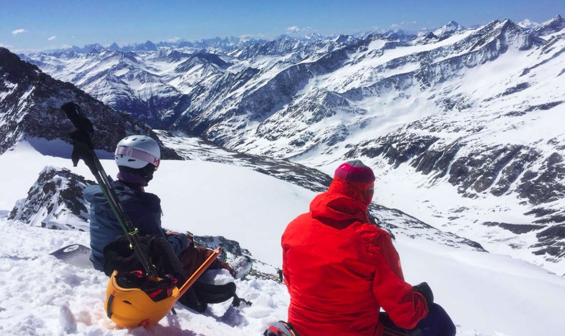 Skihochtouren: 6 Gipfelklassiker in den Alpen bei <a href="/bergwelten/">Alex</a>, mit Tipps von #guidefinder --> bit.ly/2oWhykg
