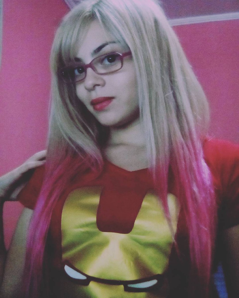 You can support me here : steamcommunity.com/tradeoffer/new…
with steam items ❤️ thanks to thomas and clory for the donations

juliahylerblog.blotspot.com