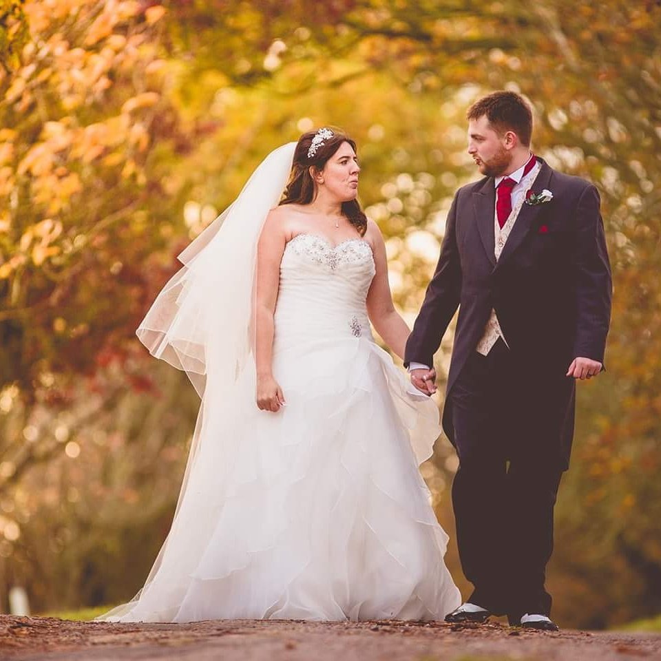 Heartbrides's tweet photo. #nofilter #realbrides #wedding #weddingdress #weddinggown #weddings #bride #weddingideas #weddingday #beautiful @Heartbrides https://t.co/ndtLWDxQqO
