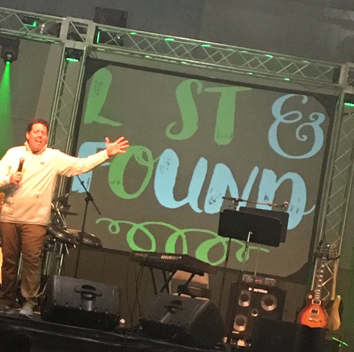 lakeside4youth's tweet image. Just a sneak peak from our Impact Speaker, Charlie Alcock! #lksd17 #lostandfound