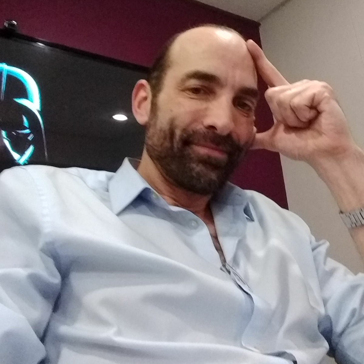 FindClickCall's tweet image. #NewProfilePic - helping top 1% REALTORS DOMINATE their preferred luxury niche. #secrets