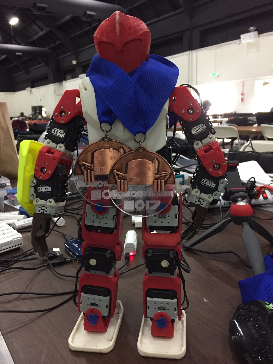 i_bioloid's tweet image. @Jinux_ROBOTIS @ROBOTIS_KR @ROBOTIS @shiba_8ro @RoboGames metals at #robogames2017