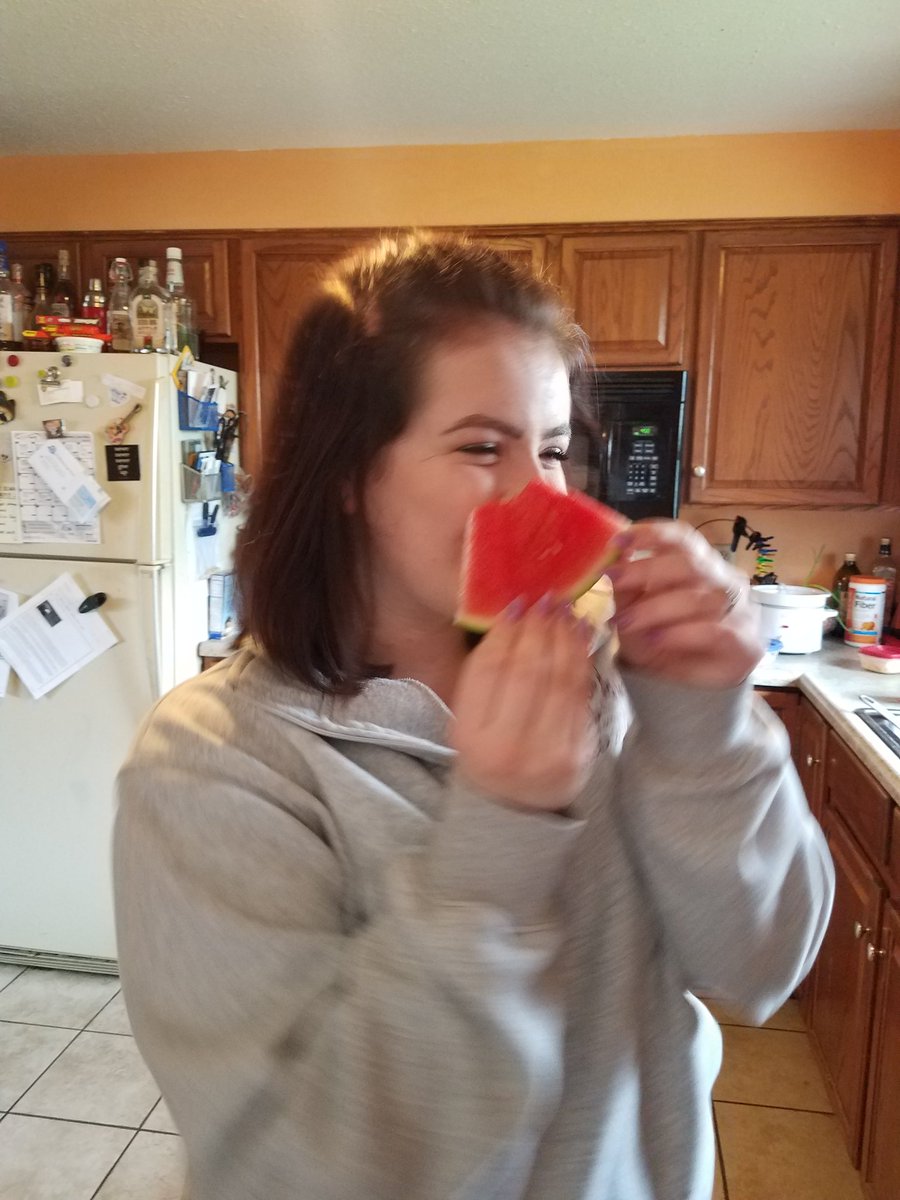 yourboybread's tweet photo. Imma marry the heck outta her https://t.co/IPZH7faKAp