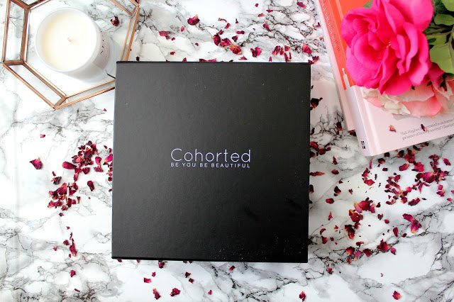 LaspergeBleue's tweet photo. New beauty box Review: https://t.co/uzmaRWVLQE
@cohorted #beautyblogger https://t.co/GA4u1yJR0m
