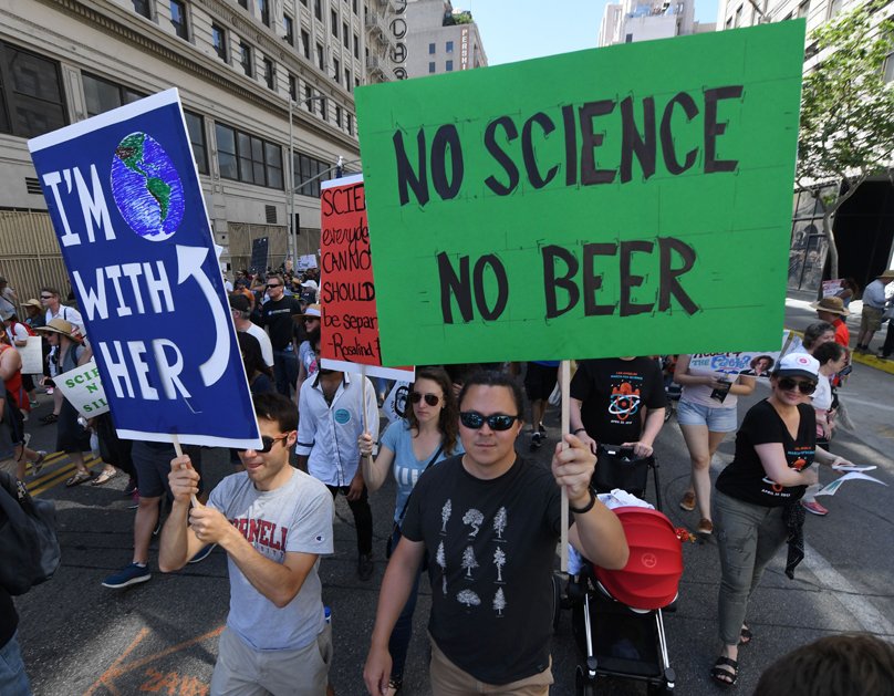 politico's tweet image. 📷 21 of the best March for Science protest signs politi.co/2oC5Ury