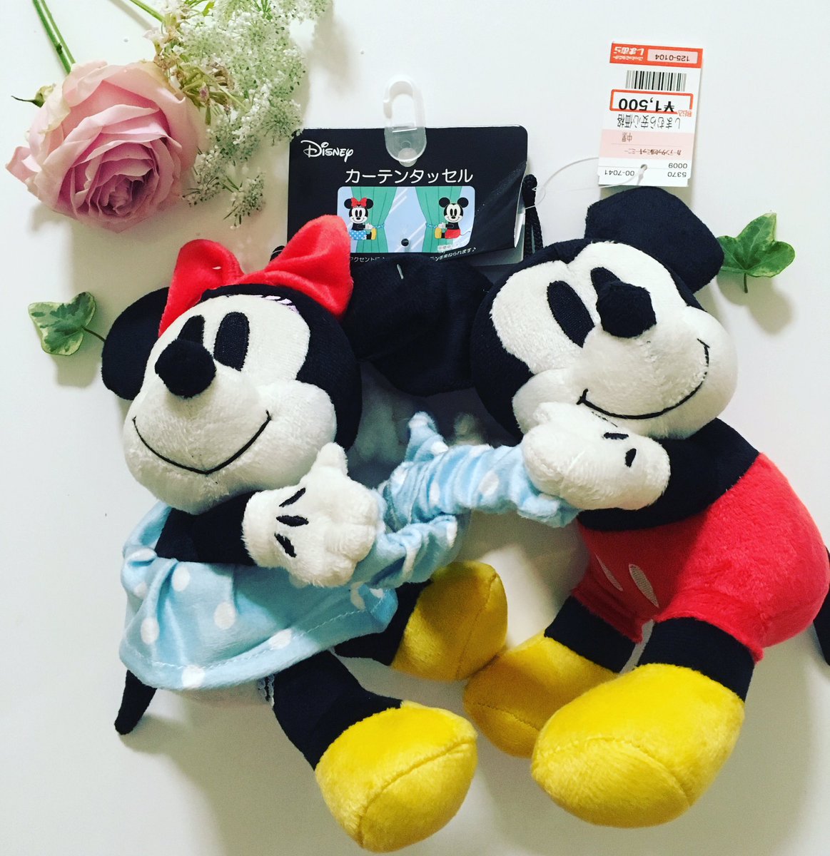 O Xrhsths こあちゃん Sto Twitter カーテンタッセル可愛くて即買い しまむら カーテンタッセル ディズニー ミッキー ミニー