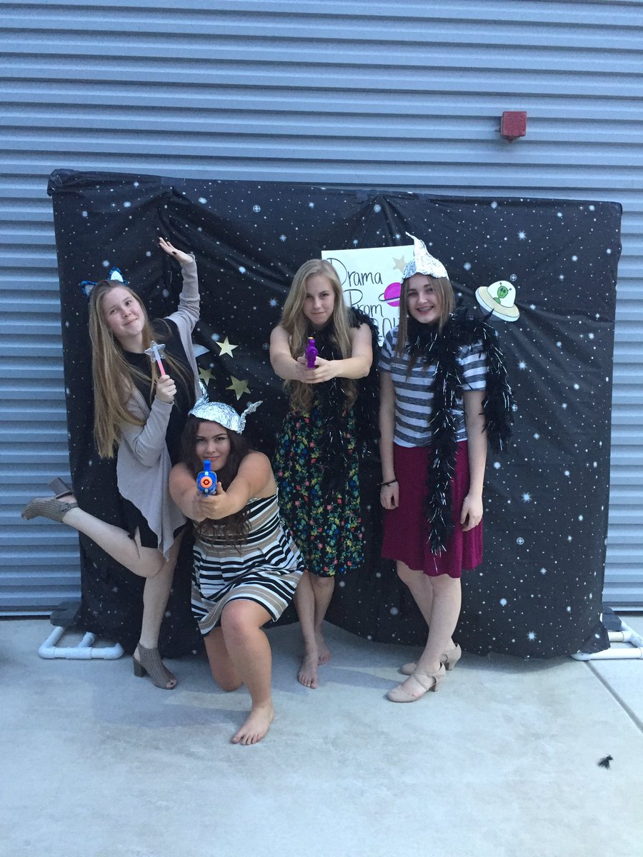 sarawhite07's tweet photo. not to be ~*DRAMATIC*~ but I would literally die without @Jwhite775White  #dramaprom https://t.co/7XG8C7pgzF