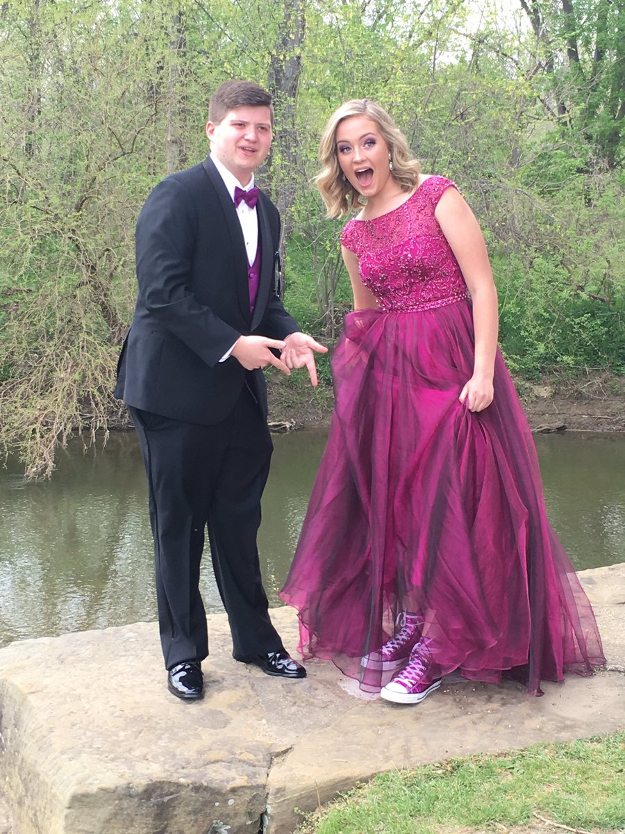 prom converse