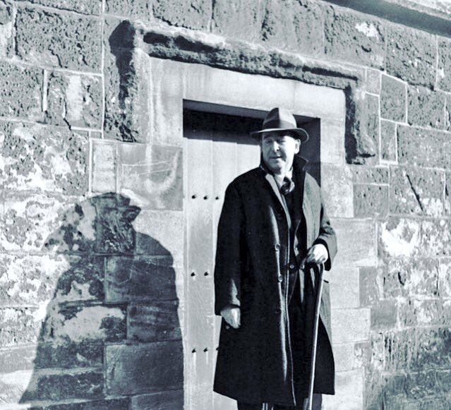 CSLewisDaily's tweet image. &quot;God has not been trying an experiment on my faith or love in order to find out their quality. He knew it already. It was I who didn&apos;t.&quot;