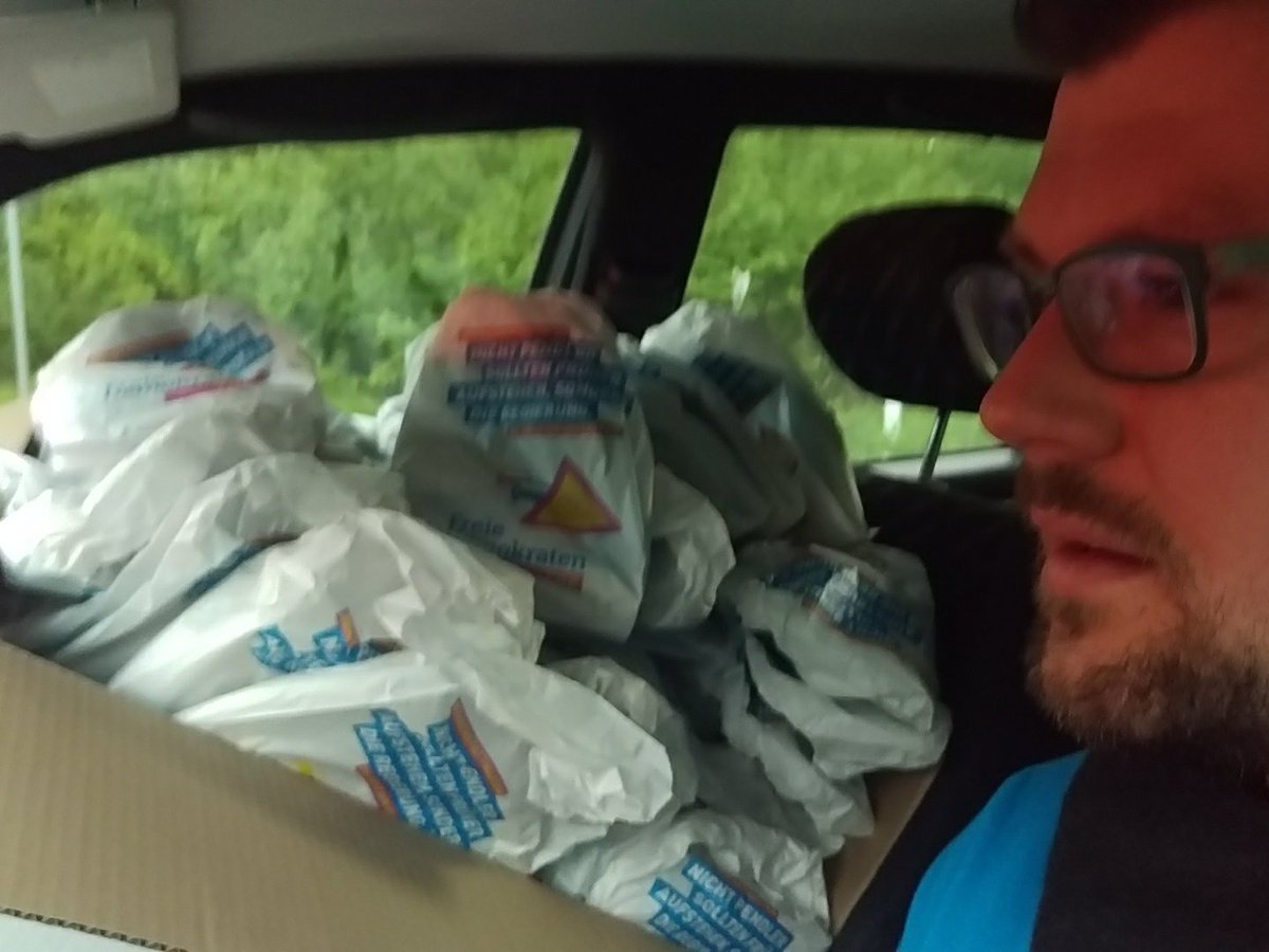 Spiegel, Blinker, Schulterblick: ich sehe nur #Fahrenstattwarten! Auf dem Weg nach #Hürth im Stau. Was sonst!?