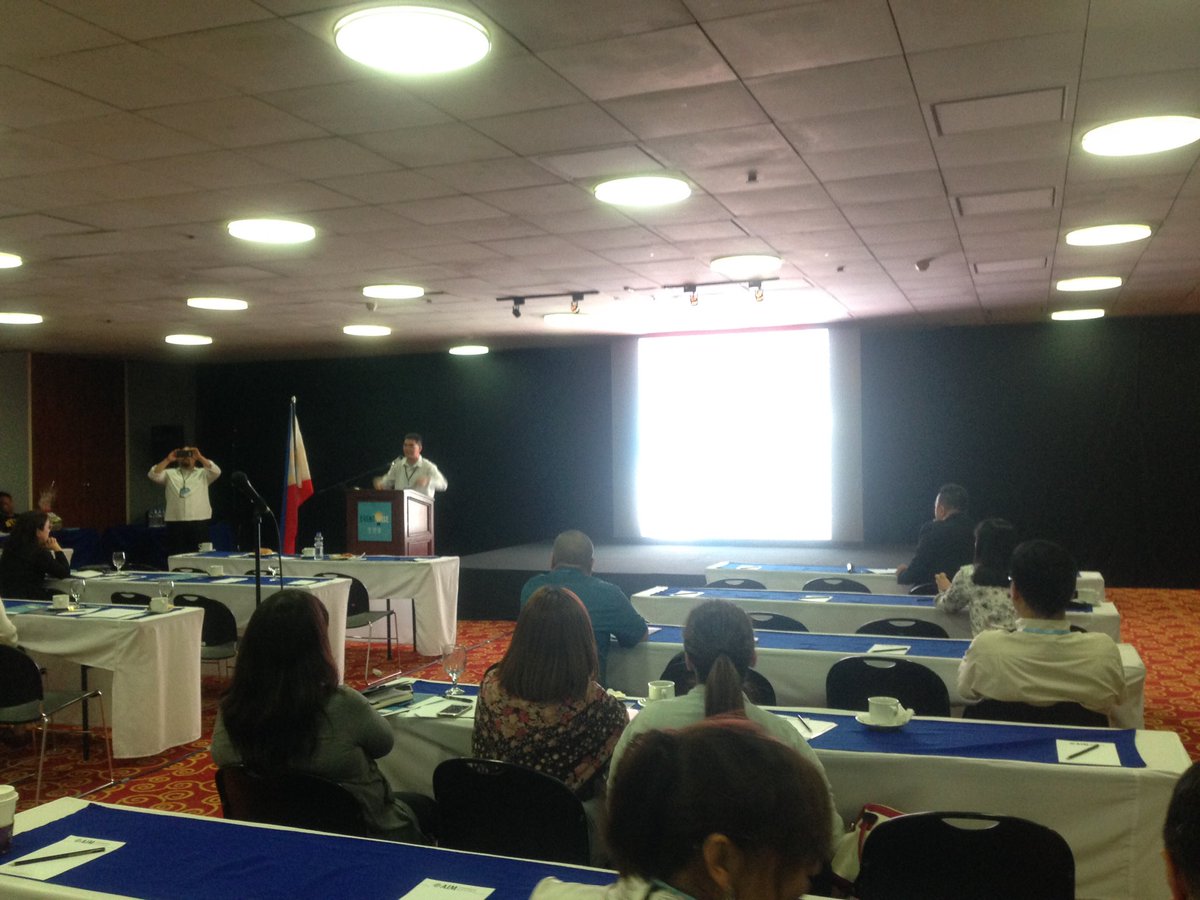 JayL_Aquino's tweet photo. Representing Director Gen Bato is Sir Derrik Carreon, PDEA Director for Community Involvement.
#eventwise
#eventwiser
#eventwiser2017 https://t.co/QBLUqL0Tgj