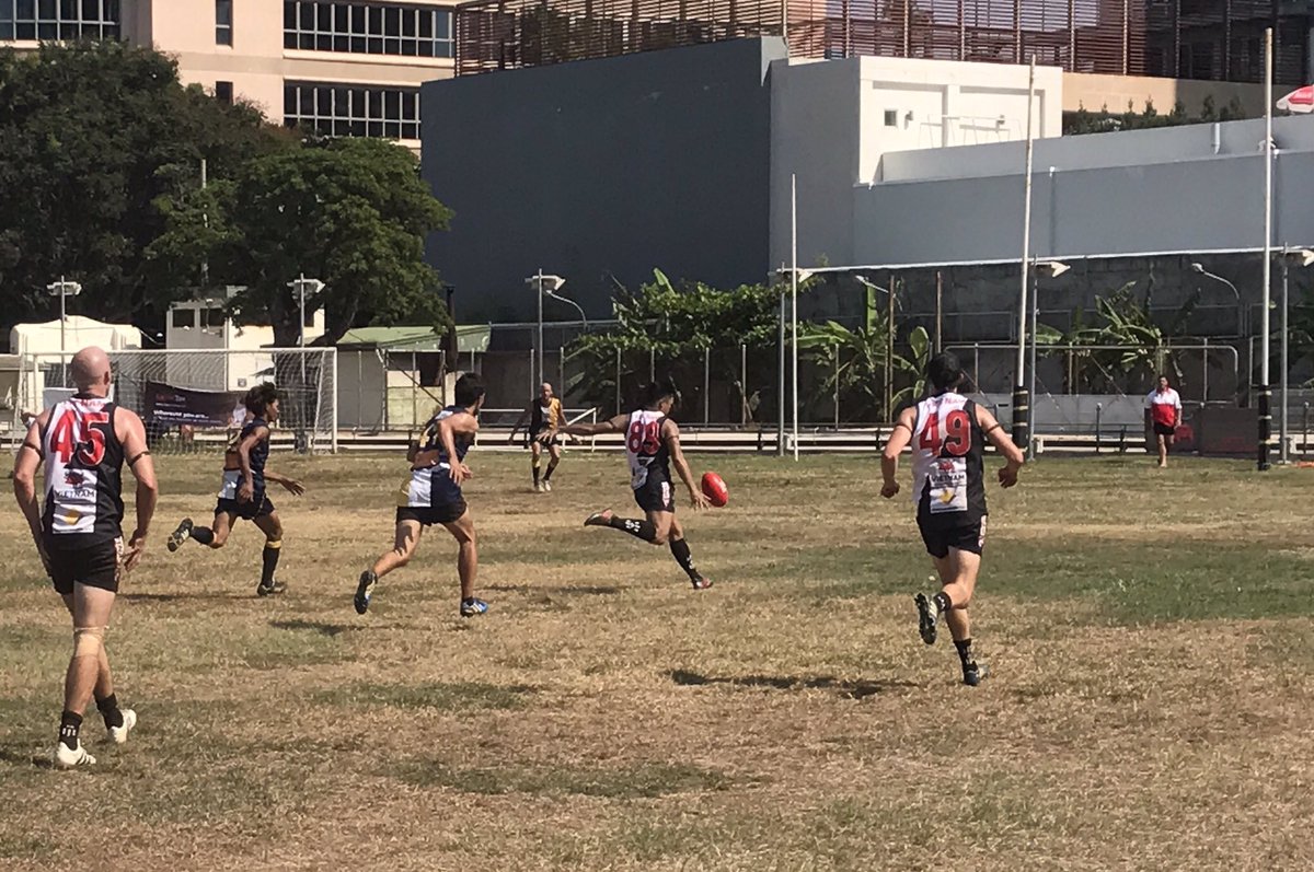 #GoalOfTheDay from Swans local Vinh! Now in just its 2nd year, our investment in dev local talent is bearing fruit <a href="/AFL_Asia/">AFL Asia</a> <a href="/AFLCommunity/">AFL Community</a>