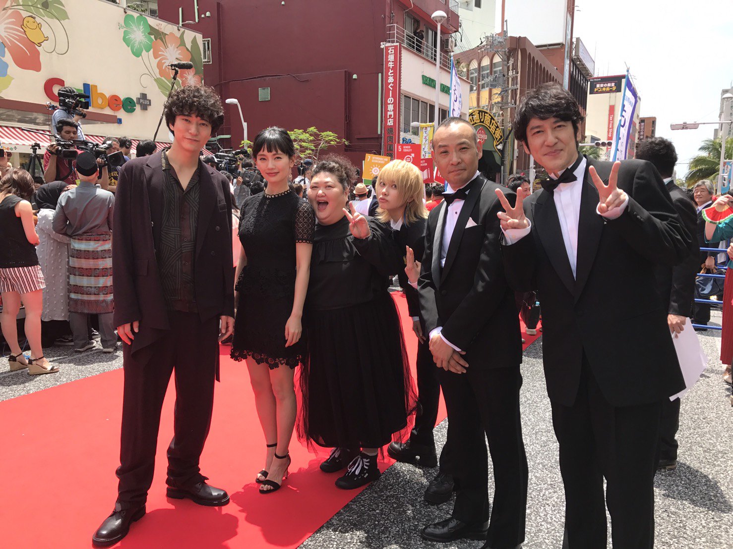 誉田哲也 Twitterren 沖縄国際映画祭に出品された 増山超能力師事務所 激情版は恋の味 を観に 現地までいってきました 中村ゆり さんはお仕事の都合で 実は プラージュ ですけど 舞台挨拶はいらっしゃいませんでしたが その後 誉田哲也 Twitterren 沖縄国際映画祭に出品された 増山超能力師事務所 激情版は恋の味 を観に 現地までいってきました 中村ゆり さんはお仕事の都合で 実は プラージュ ですけど 舞台挨拶はいらっしゃいませんでしたが その後