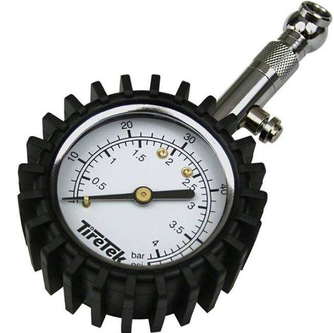 BespokeAutocare's tweet photo. Do you need your #tyre pressure checking? Bring your #vehicle to #BespokeAutocare for our help or call us on 01642 939990! https://t.co/OTu8QtWGM1