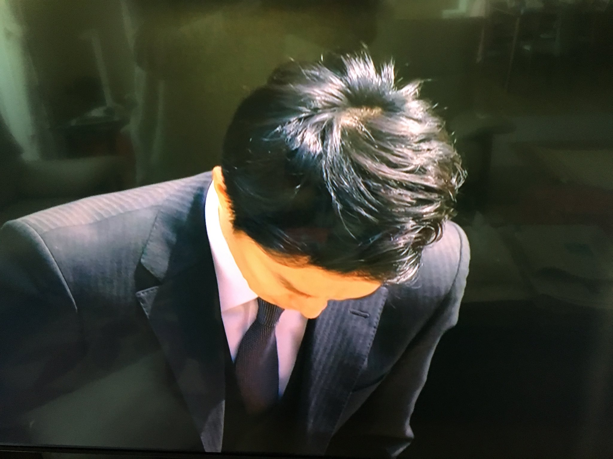 こもも Na Twitteru この髪型 毎回同じにするの難しそう 長谷川さんは昔から常に ちょっということを聞かない生えグセと格闘している印象 小さな巨人 長谷川博己 T Co U38eij6ima Twitter