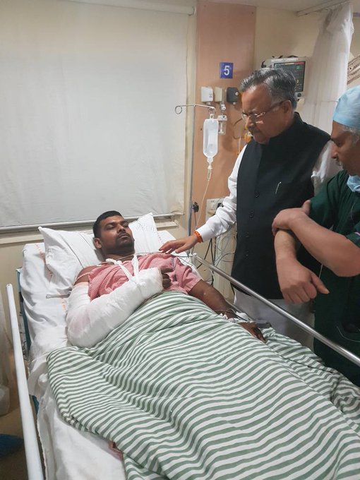 View image on Twitter