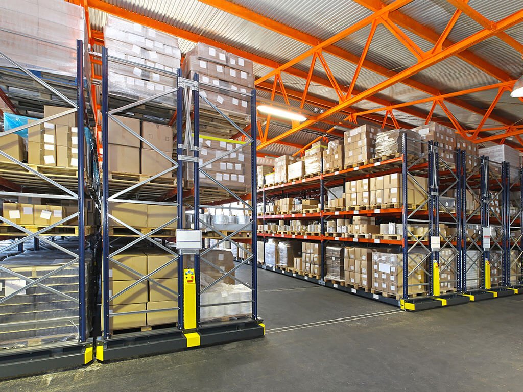 quickline_aj's tweet image. #mobileracking provides only one operating aisle, therefore increasing workflow speed, for more info visit quicklinestorage.co.uk/warehousing-st…