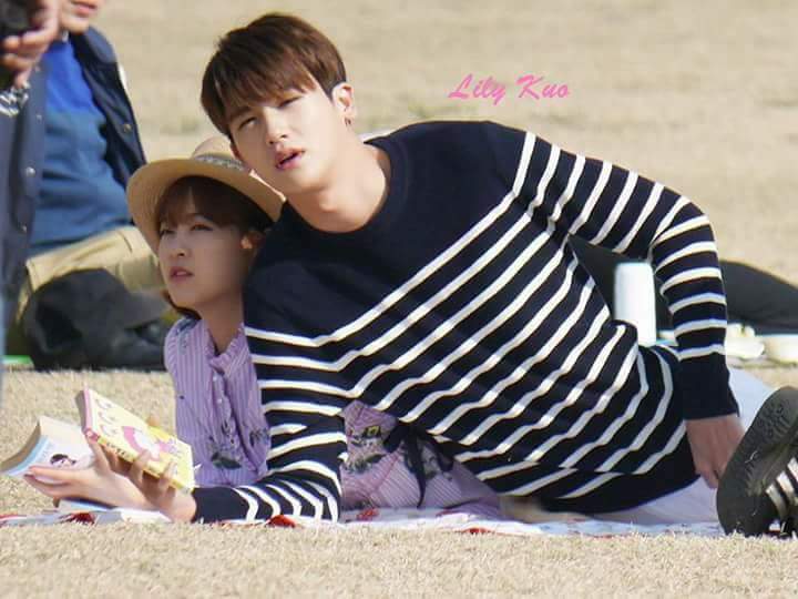 hyungsik updates tweet media