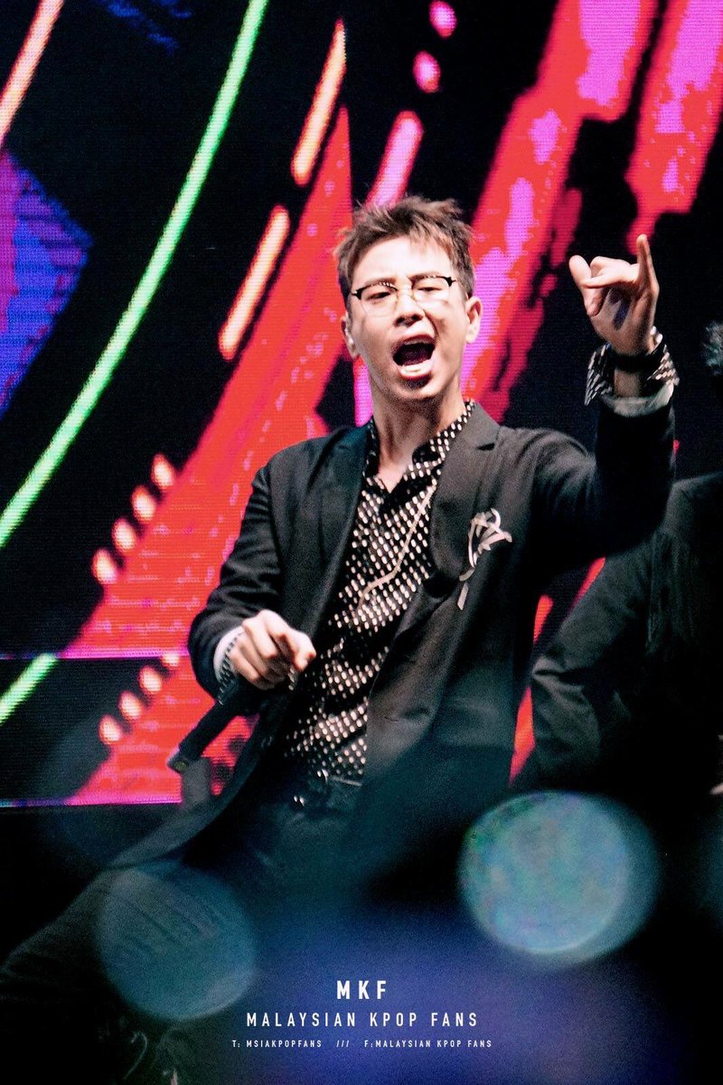 msiakpopfans's tweet image. [HQ] 170422 Bastarz @ Sunsuria City Fest. - definition of lit 🔥 #블락비 #바스타즈 #피오 #유권 #비범 #BlockBBastarzinMY