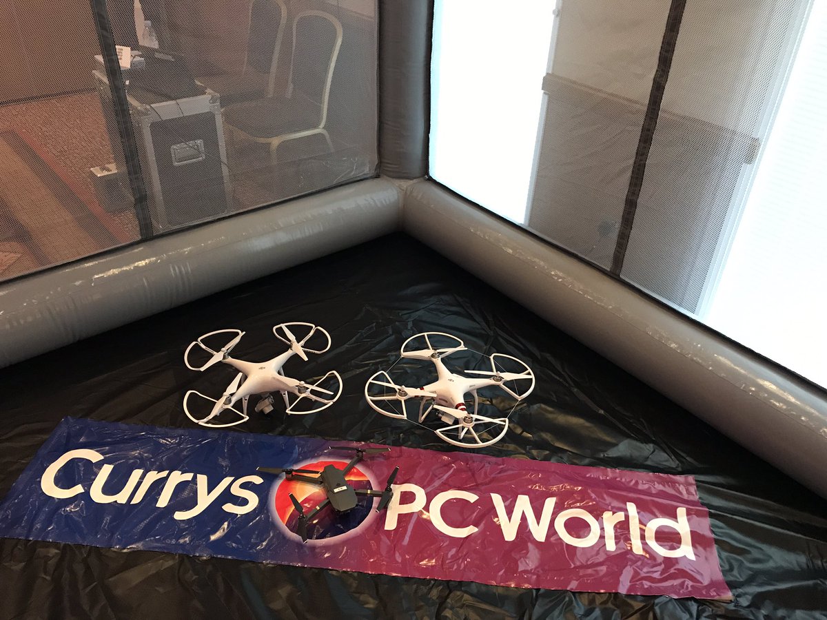 dronemanuk's tweet image. Today&apos;s @DJIEurope fleet, Phantom 3S, Phantom 4P &amp;amp; Mavic Pro in the @curryspcworld  Drone Cage at the Product Roadshow in Glasgow