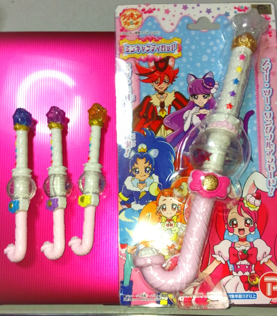 ハッピー 仕事帰りにプリキュアアラモードのミニキャンディロッド買ってきた W ガチャのなりきりのキャンディロッドも頼んでいたの届いたけど ちっちゃくて可愛い 5本そろえたいから あと２つロッド欲しいな W T Co 8rsbxaweuz