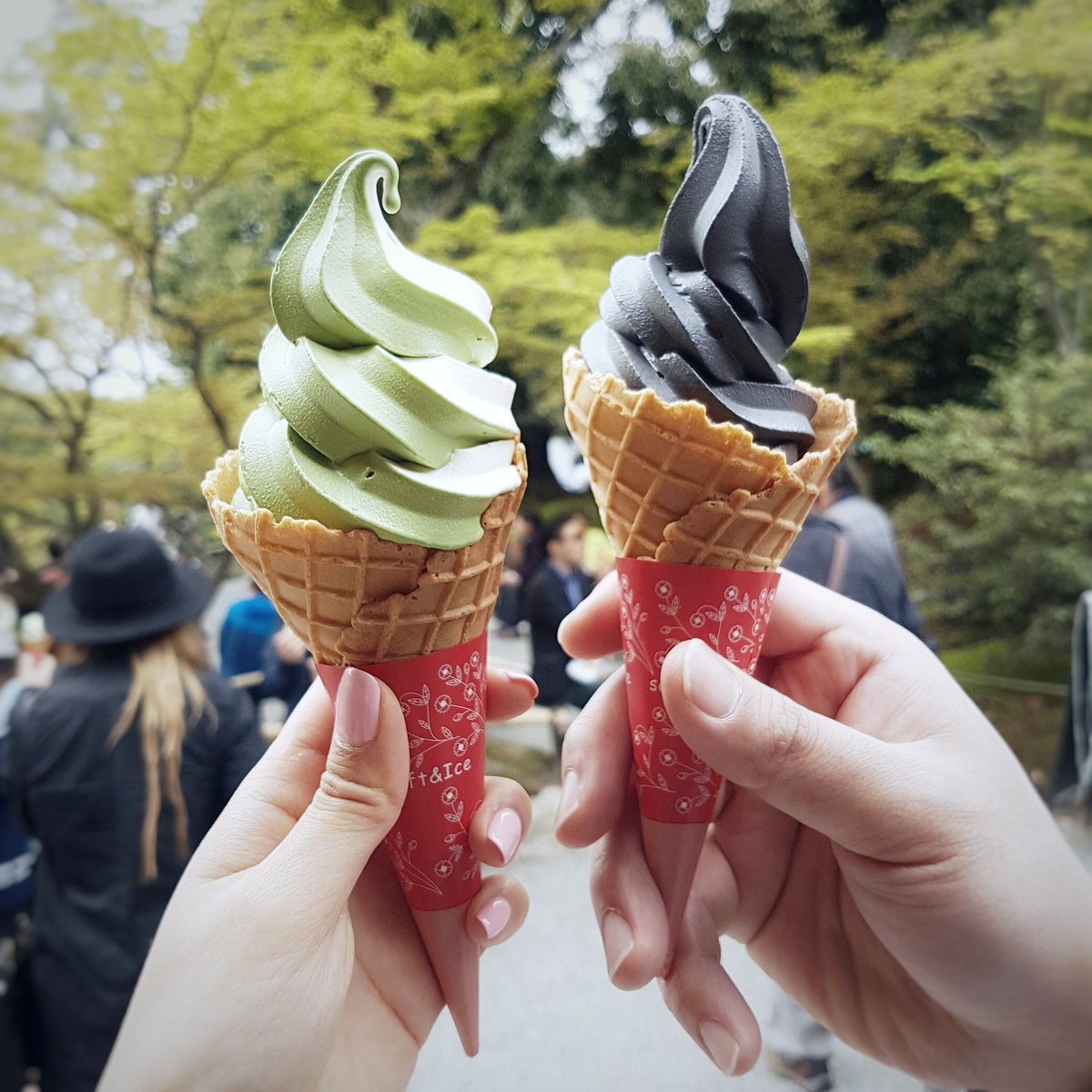 Can't leave Japan without having their soft serve #icecream. Cold, creamy goodness! #kyoto #travelblogger #wanderlust #sasaeats #sasatravels
