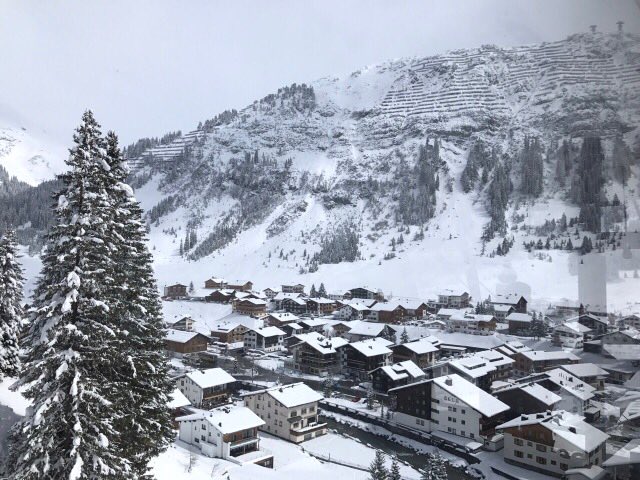 Between sections in #Europaforum #Lech. #happycolleagues  #snowinapril #bigdata #dataeconomy