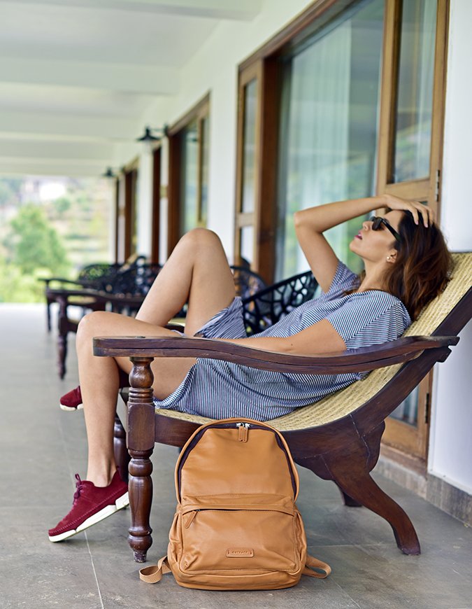 akanksharedhu's tweet photo. In vacation-mode at @DyoResort , Mukteshwar with my @outbackasia  backpack on https://t.co/1CewOsRaWq
Shoes: @clarksshoes
#RedhuTravels https://t.co/VR0cSt5iRh