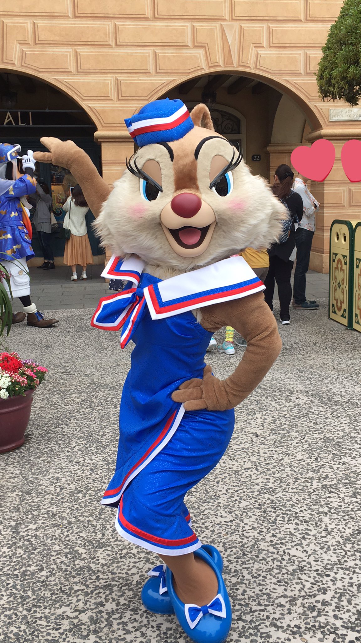 みなと クラリスにチップとデールどっちが好きか聞いたら どっちもどっち とお答えになったことを報告しておきますね ﾟ W ﾟ 笑 T Co 2vzq6buufk Twitter