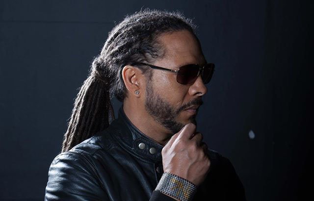 DnB incon <a href="/ronisizebristol/">Roni Size</a> has produced a MASSIVE remix of the <a href="/petejosef/">Pete Josef</a> track ‘The Travelling Song’
colorising.com/roni-size-remi…