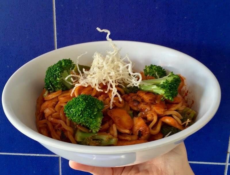 At work and already thinking about lunch