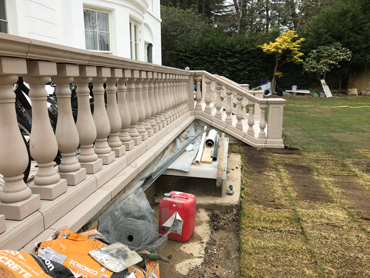 KeyStonework's tweet image. North London Project near completion, Dry Cast Portland  Balustrade and Bespoke Curved Portico
