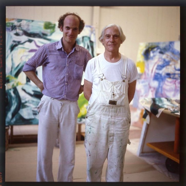 waddcustot's tweet photo. “I don't paint to live, I live to paint”- #deKooning. #HappyBirthday Willem de Kooning! De Kooning &amp; Greenfield-Sanders in the studio, 1981 https://t.co/XaHfZsFmKY