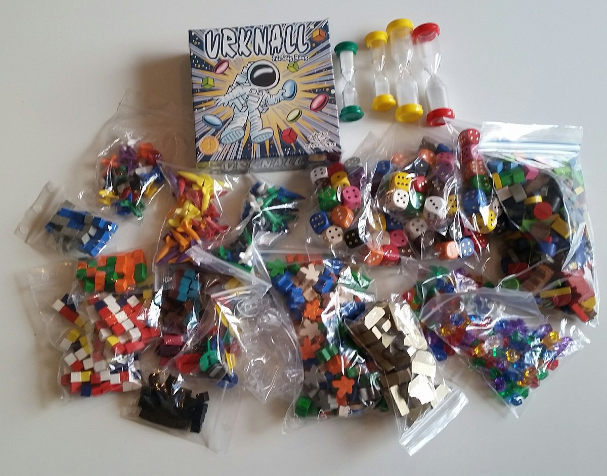 New bits arrived, hundreds of ideas forming. Thank you #Spielmaterial.