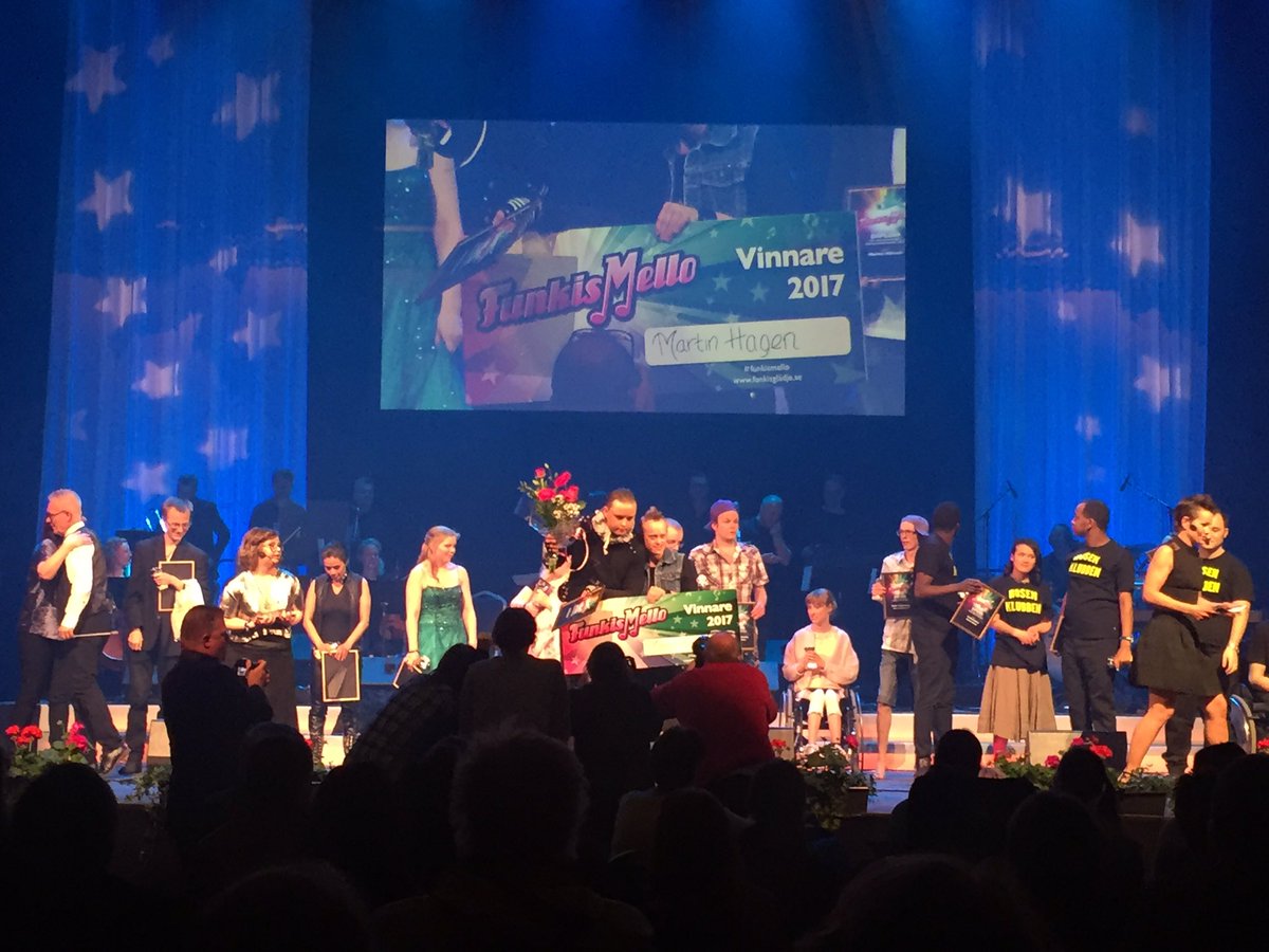 Ramstrand's tweet photo. Det blev Martin Hagen fr #jarfalla som blev vinnare i ett starkt 13-artister #funkismello Vilken glädje! Tack @valiersthlm @BengtzingLinda https://t.co/2zbSYLTIdq