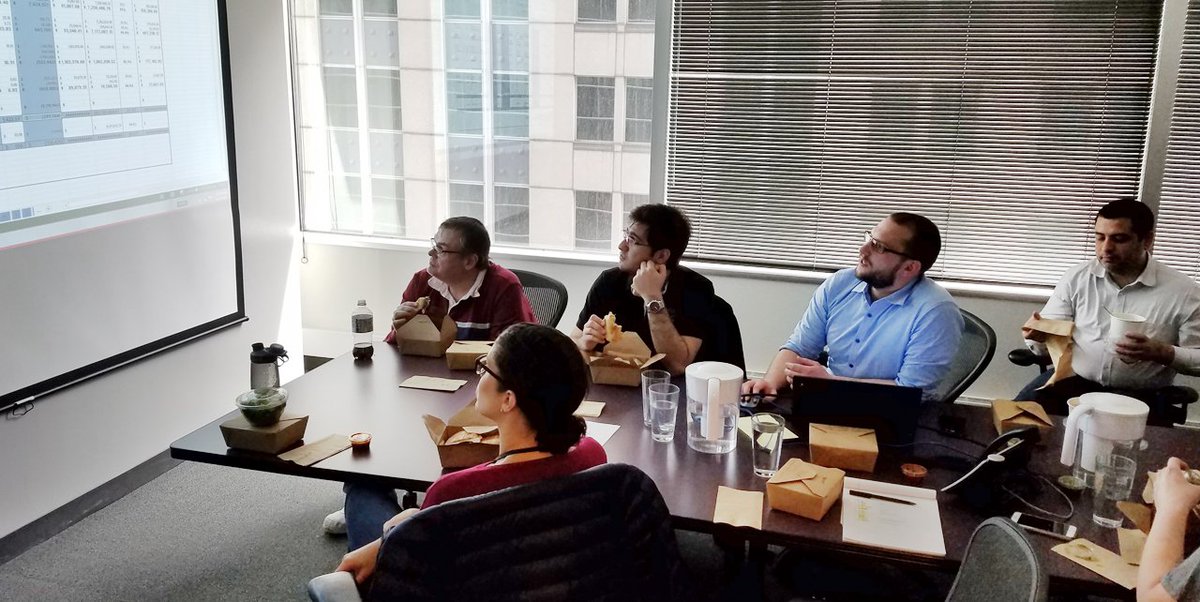 PMAConsultants's tweet image. Joe Puzon, PMA #Chicago office, presents a lunch-n-learn on #costcontrols for a corporate and manufacturing headquarters project.