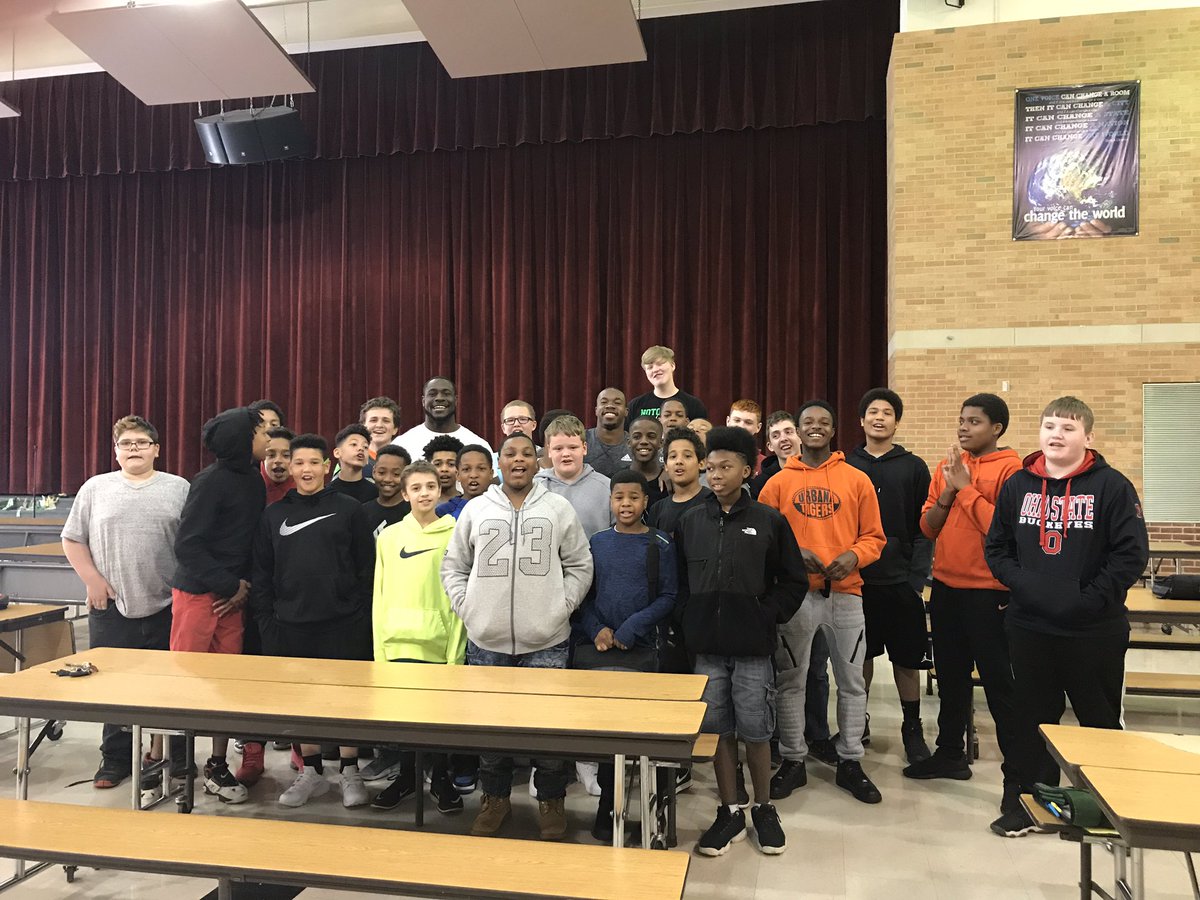Justin Hardee Sr. (@jhardee_19) on Twitter photo If you don't give back then that's being selfish me and my boy <a href="/_Wildman6/">Carroll Phillips</a> giving back today inspiring our younger generation. #blessed If you don't give back then that's being selfish me and my boy <a href="/_Wildman6/">Carroll Phillips</a> giving back today inspiring our younger generation. #blessed