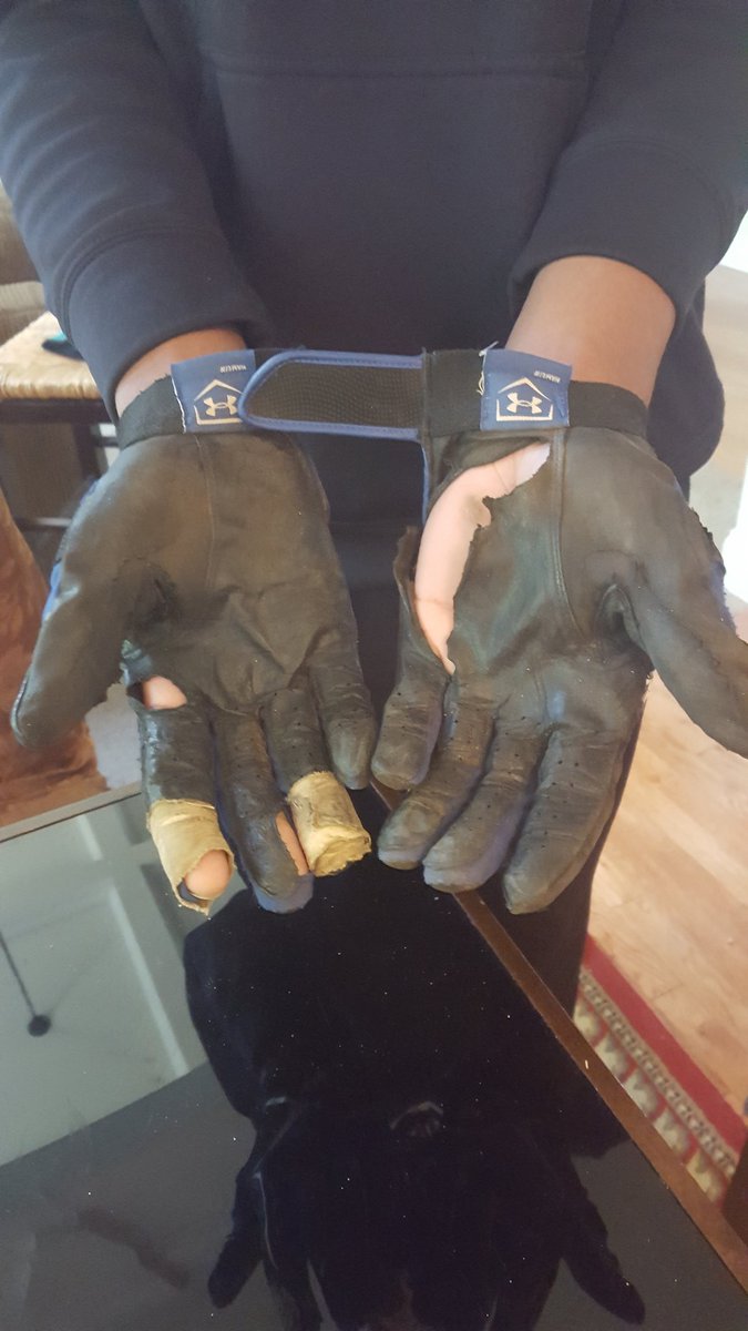 RossTucker2018's tweet image. Working hard at my craft. #BatOnFire #SweetSpot #NextLevel2018 #12