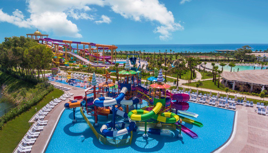 Dreamland for your kids! ❤️

#delphinhotels #besthotels