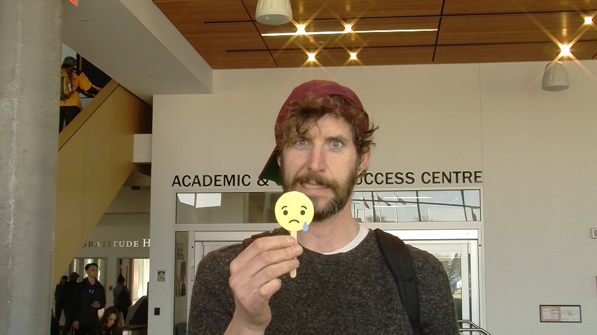 ConvergenceMag7's tweet image. Comments Make the Heart Grow Fonder
humberjournalism.com/convergencemag… #facebook #comments #convergence #humber #Memes