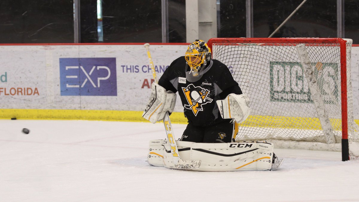 Moments before making a save, Fleury is still all smiles. https://t.co/kLT24SPnw4