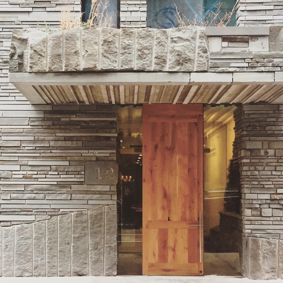 CorcSun's tweet photo. Reason one of a dozen to come home to #12Warren, the building’s blue stone architecture transitions seamlessly into the private lobby. https://t.co/m2ZkYB5PgC