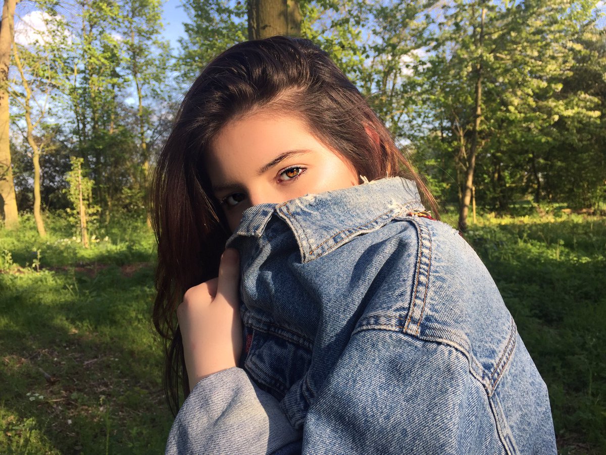 eevetaylor's tweet photo. Went on a little walk in the forest yesterday ☺️🤷🏻‍♀️ https://t.co/NYrHBYSn9V