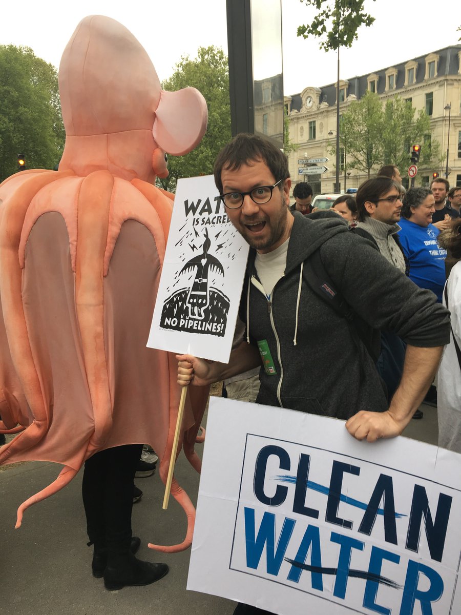 Poster4Progress's tweet image. We saw some great posters at the #ScienceMarchFr. Thanks to the organizers for an event where scientists and cephalopods march united!