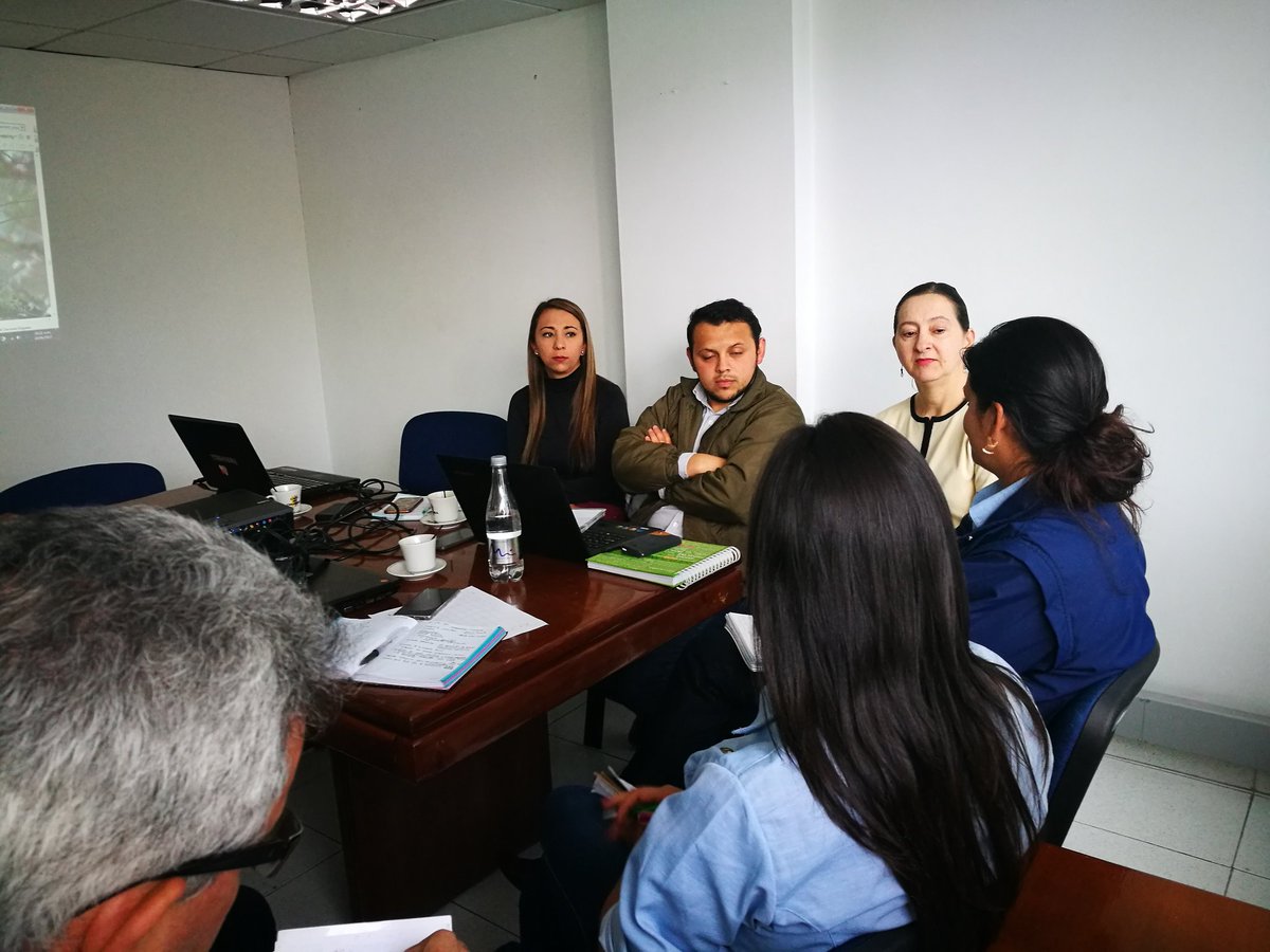 GRUPO_GPS_SAS's tweet image. a esta hora con @Minvivienda @Corpoboyaca @CombitaBoyaca en mesa tecnica #revisiongeneraleotcombita @GRUPO_GPS_SAS