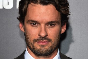 Wishing Austin Nichols ( a very Happy Birthday today!!  